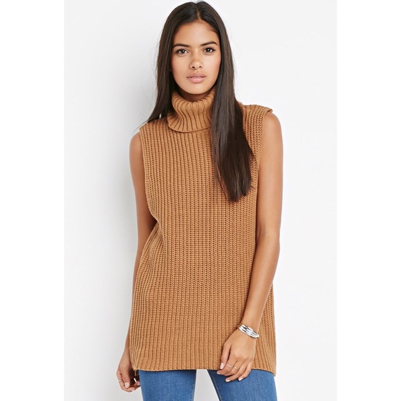 Forever 21 Tops - ⭐️ NWT Sleeveless Turtleneck Tunic